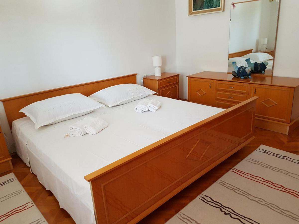 Apartment Marija & Iko Трогир Екстериор снимка