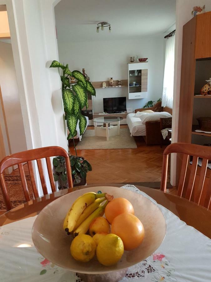 Apartment Marija & Iko Трогир Екстериор снимка
