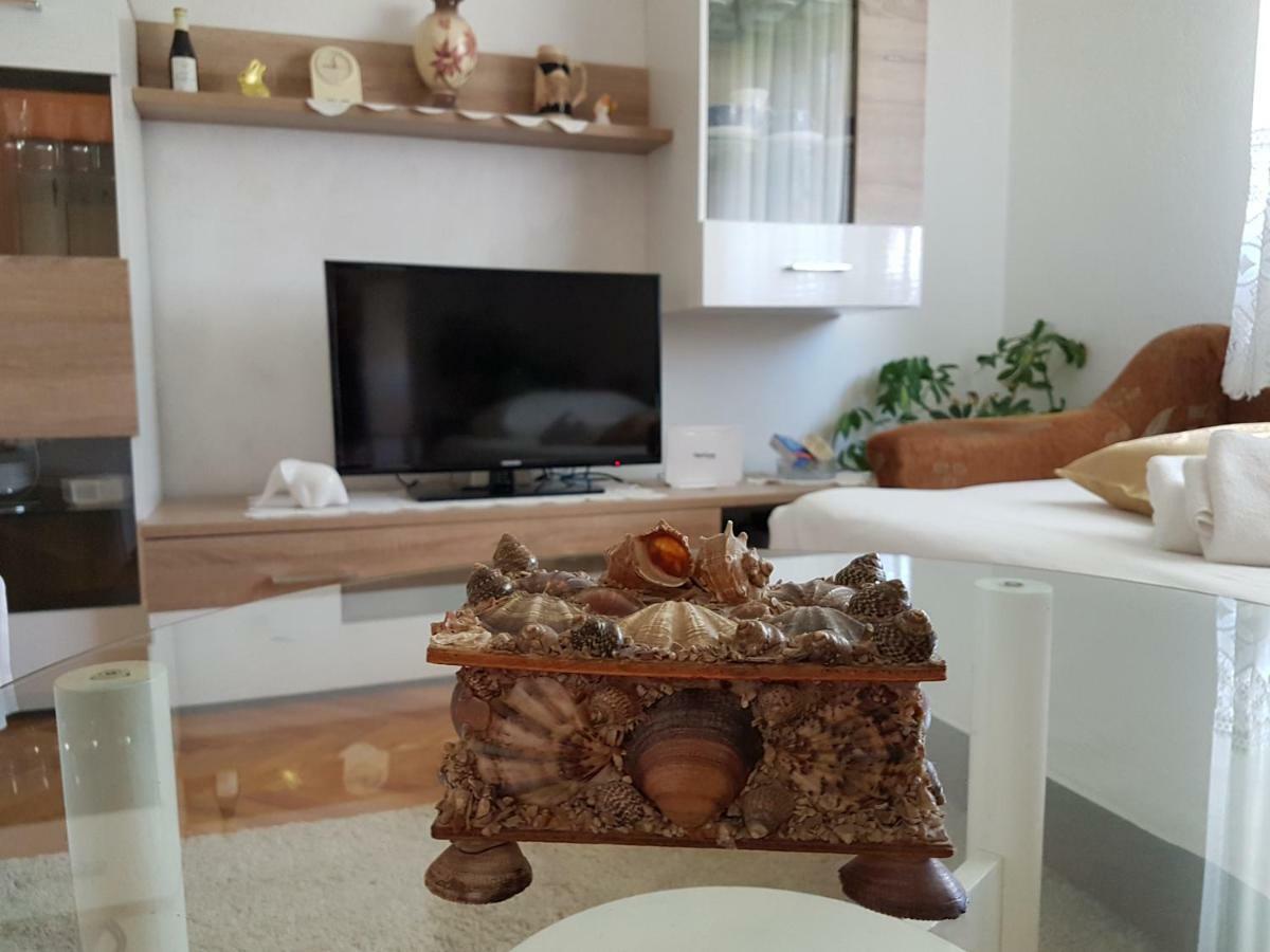 Apartment Marija & Iko Трогир Екстериор снимка
